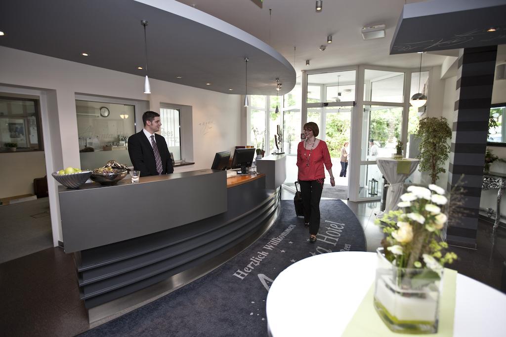 Hotel Rheinpark Rees Exteriör bild